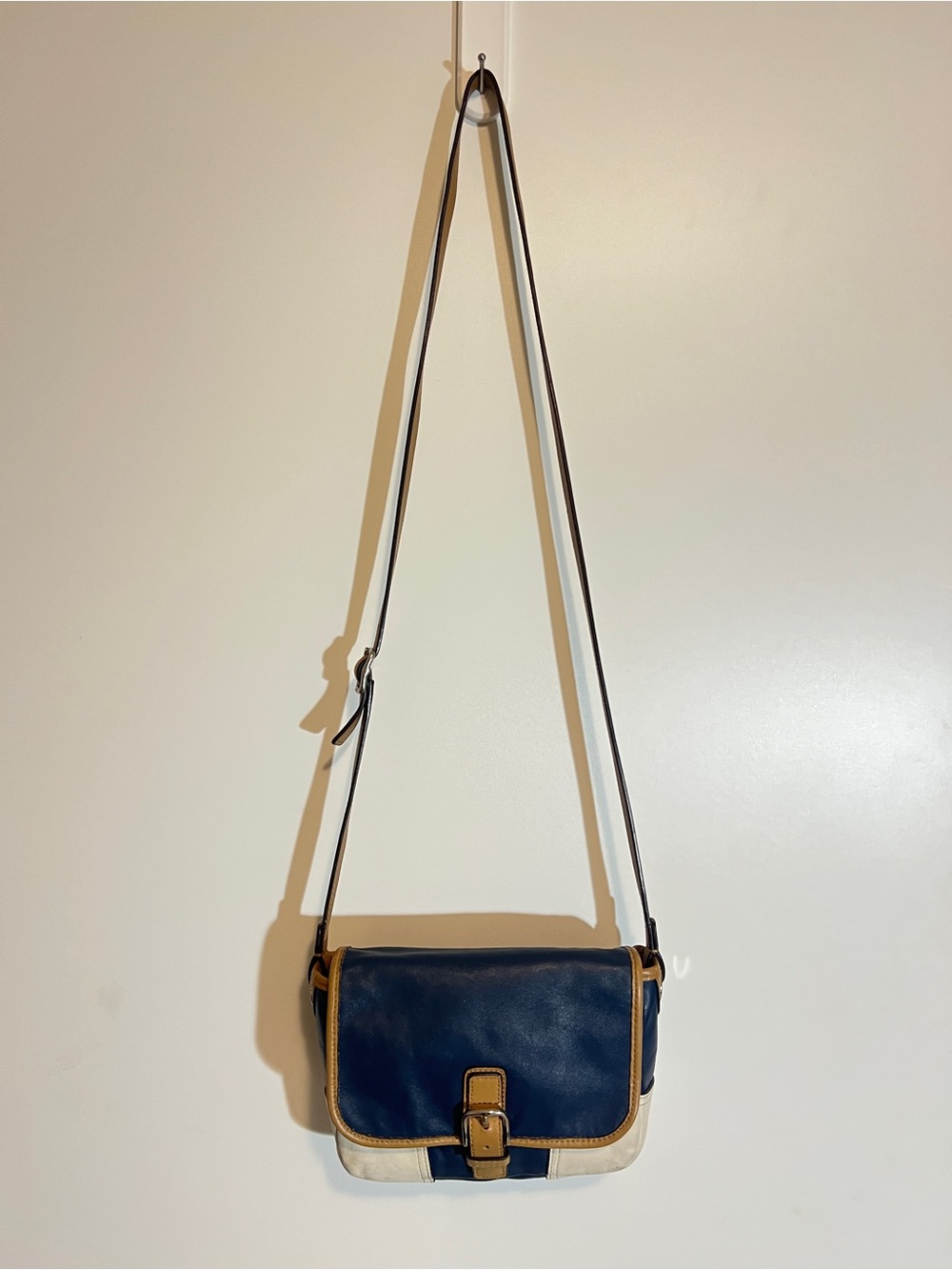 Coach Hadley Leather Field Bag Colorblock Navy Crossbody Purse F29763